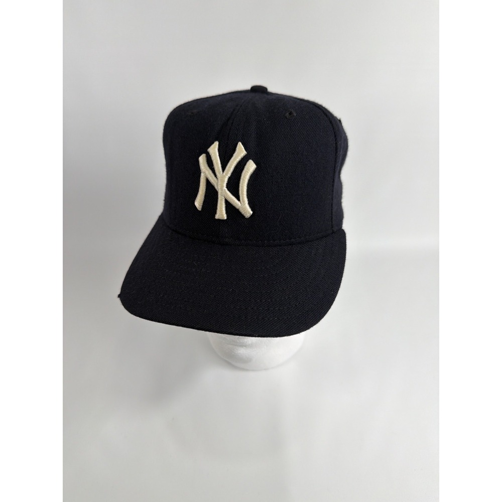Vintage New Era 59FIFTY New York Yankees Fitted Hat Size 7 Wool Made In USA
